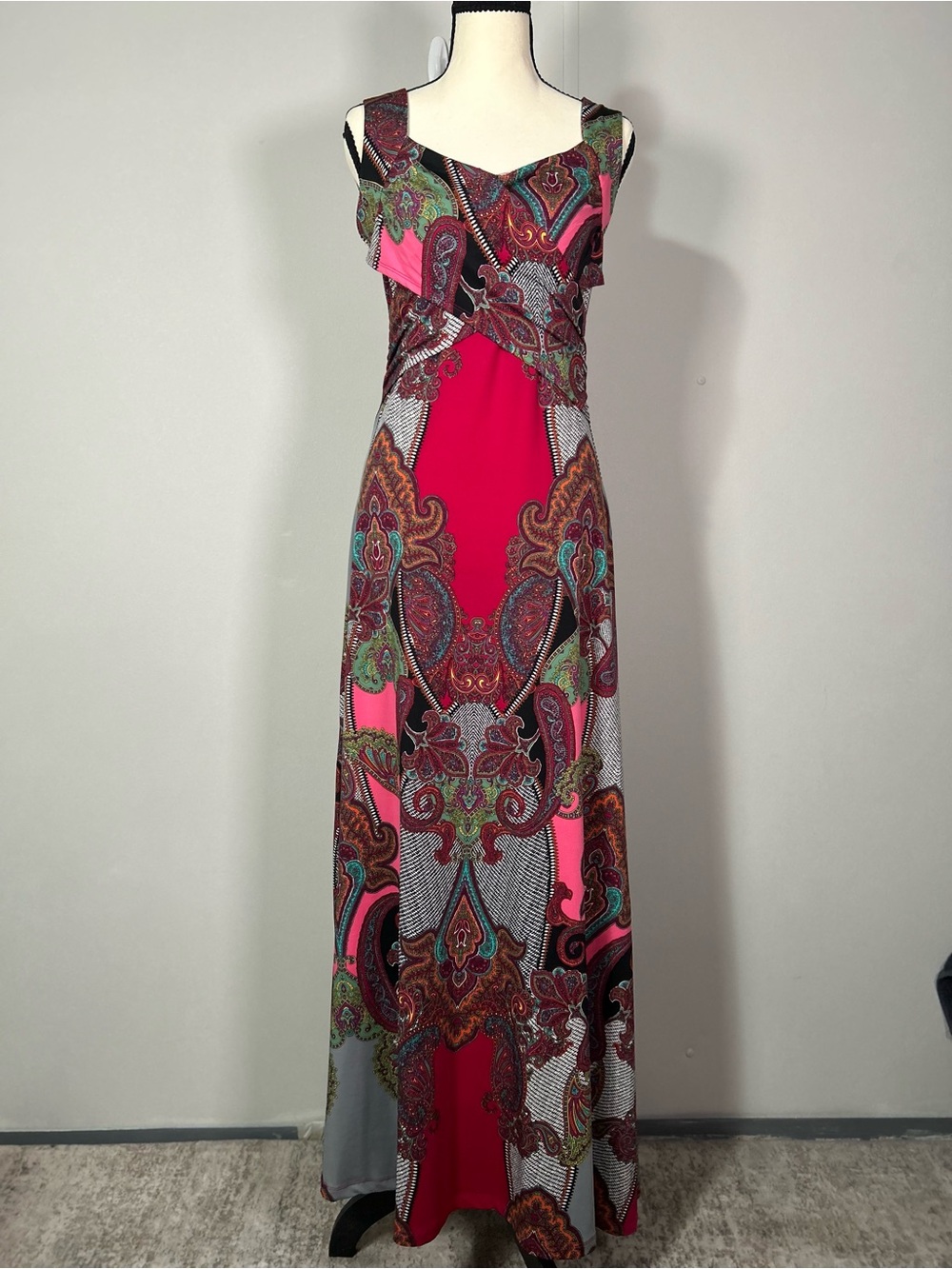 VENUS Pink Paisley-Print Maxi Dress
